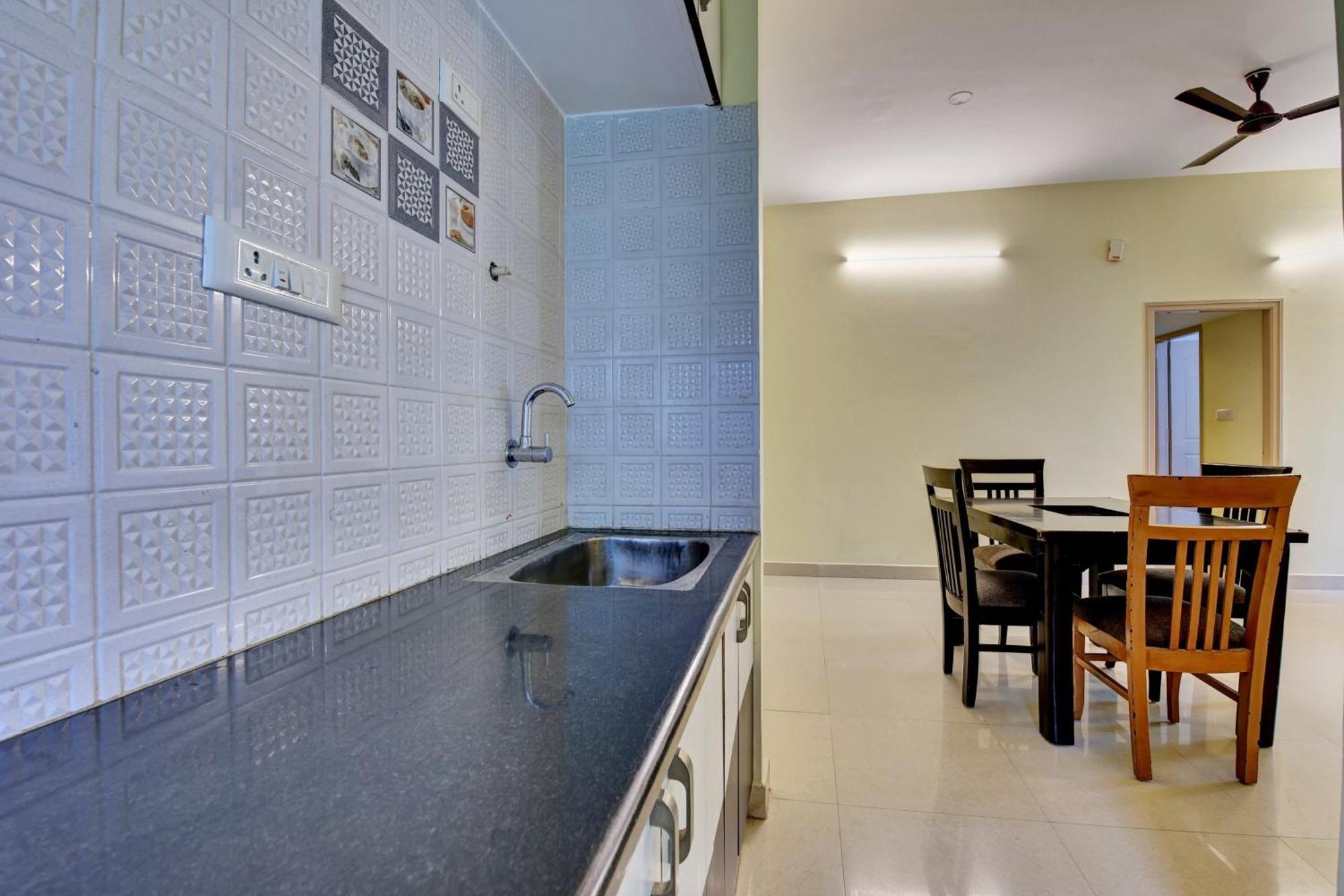 Hotel O Metro Inn Manyata Бангалор Екстериор снимка